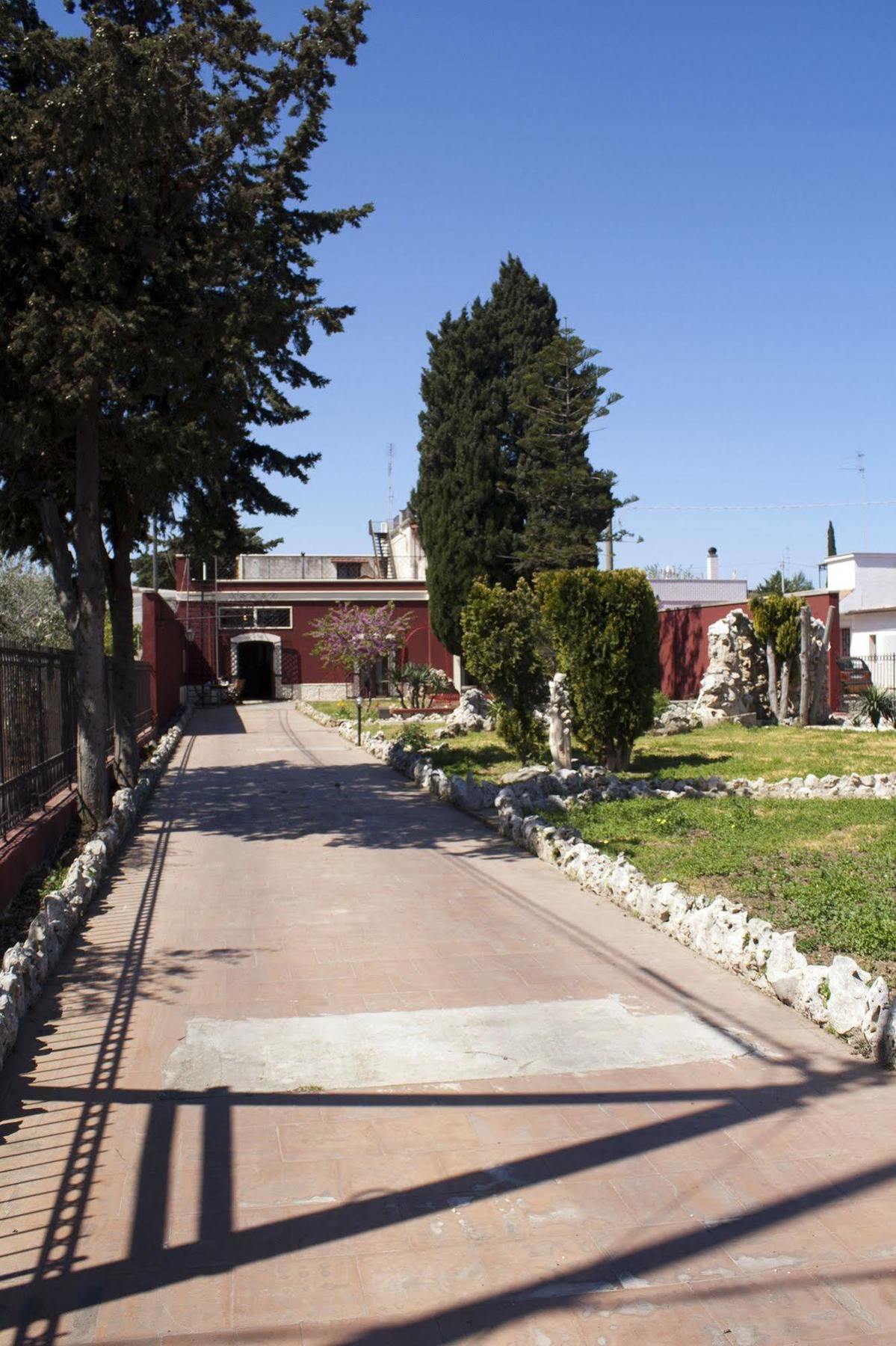 Simpson - Aeroporto Di - Gasthof Bari